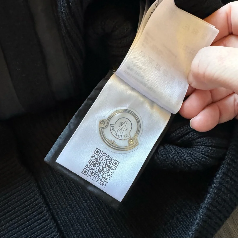 Moncler Cardigan Tricot Black Zip Up Sweater